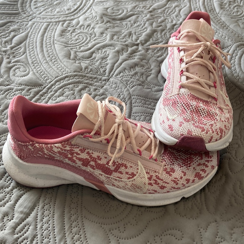 Women’s Nike superrep training shoes